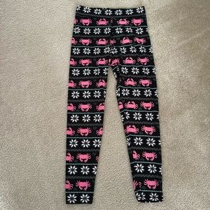 Simply Southern Crab/Snowflake/Heart Leggings - EUC